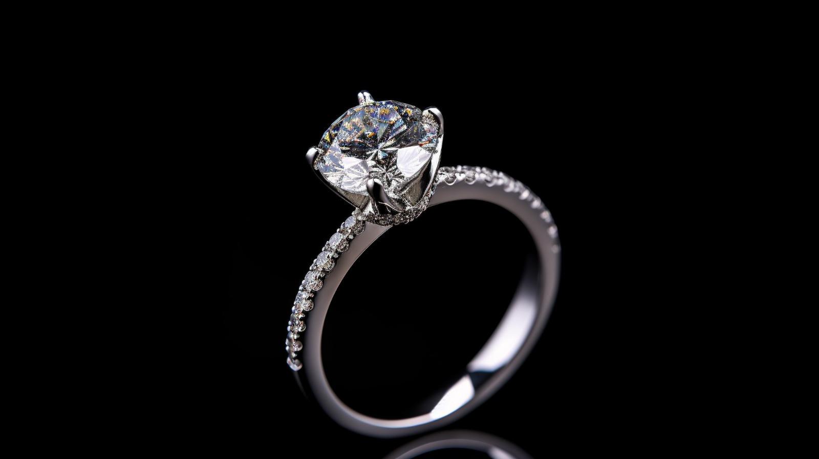 Solitaire diamond engagement ring
